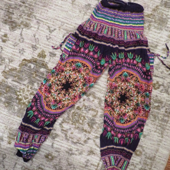 Flowy pants - Picture 1 of 2